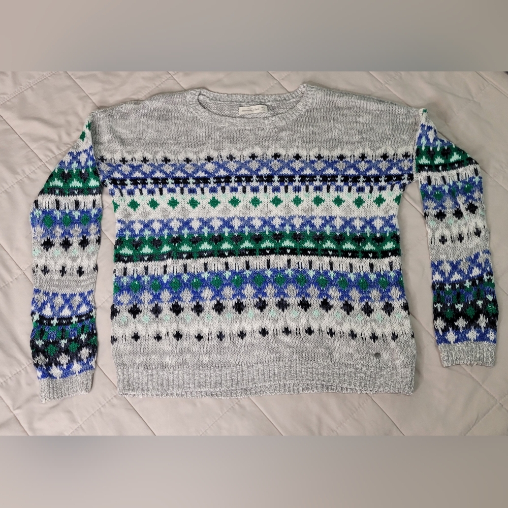 Abercrombie & Fitch sweater